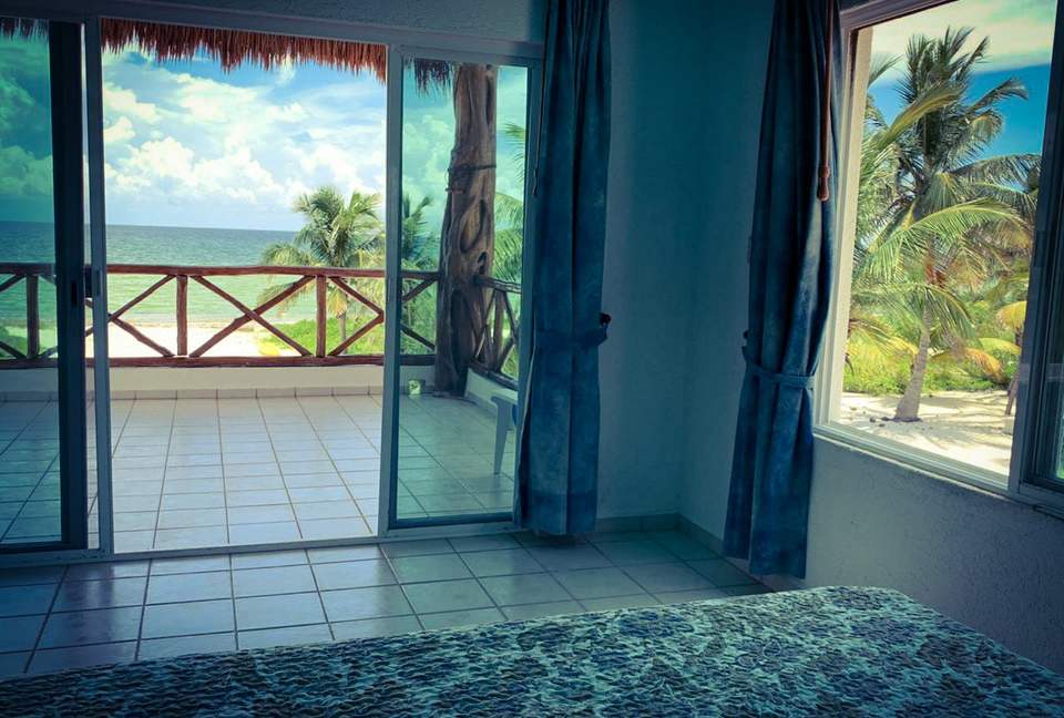 Beach front house with pool in Yucatan - Chicxulub Puerto, Mexico