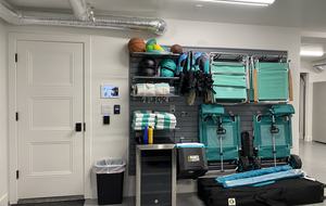 Cobbo's Beach House | With hot tubs, views, and just steps to the beach! - Avila Beach, California