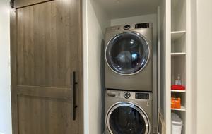 Cobbo's Beach House | With hot tubs, views, and just steps to the beach! - Avila Beach, California