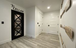 Cobbo's Beach House | With hot tubs, views, and just steps to the beach! - Avila Beach, California