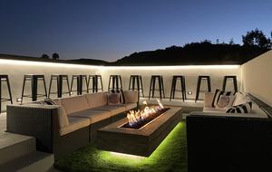 Cobbo's Beach House | With hot tubs, views, and just steps to the beach! - Avila Beach, California