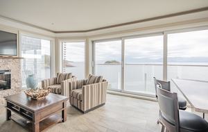 SookePoint 2-Bedroom Ocean Cottage - Sooke, Canada