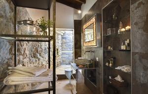 Villa Polyxena (R) - Amaliapolis, Greece