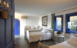 Villa Polyxena (R) - Amaliapolis, Greece