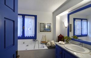 Villa Polyxena (R) - Amaliapolis, Greece