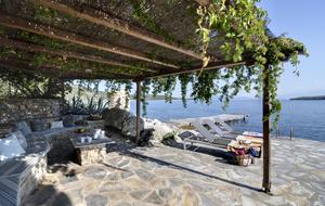 Villa Polyxena (R) - Amaliapolis, Greece