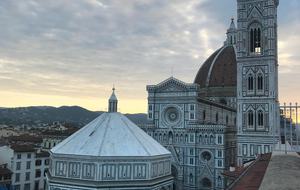 Chic Apartment Steps from the Duomo - Florence - Florence, Italy