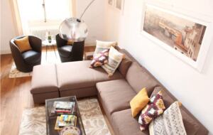 Chic Apartment Steps from the Duomo - Florence - Florence, Italy