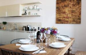 Chic Apartment Steps from the Duomo - Florence - Florence, Italy