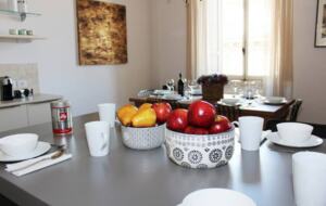 Chic Apartment Steps from the Duomo - Florence - Florence, Italy