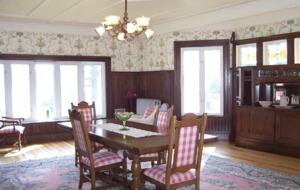 Lakefront Victorian Estate - East Haddam, Connecticut