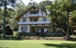 Lakefront Victorian Estate - East Haddam, Connecticut