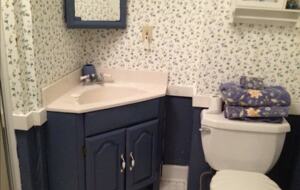 Lakefront Victorian Estate - East Haddam, Connecticut