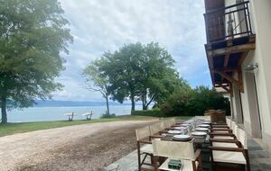Lake Geneva frontlake House & Private Beach - Nernier, France