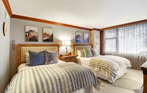 Ski-in/out - Everline Resort (formerly Resort at Squaw Creek) - Olympic Valley, California