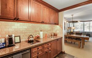 Ski-in/out - Everline Resort (formerly Resort at Squaw Creek) - Olympic Valley, California