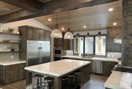 Bill's Island Waterfront Cabin - Island Park, Idaho