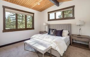 Lavish & Modern Alpine Escape | Near Golf & Skiing - Truckee, California