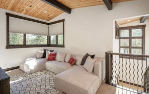 Lavish & Modern Alpine Escape | Near Golf & Skiing - Truckee, California