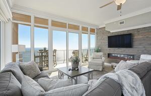 Spacious beach condo with Gorgeous Views - Orange Beach, Alabama