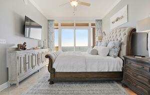 Spacious beach condo with Gorgeous Views - Orange Beach, Alabama