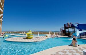 Spacious beach condo with Gorgeous Views - Orange Beach, Alabama