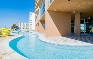 Spacious beach condo with Gorgeous Views - Orange Beach, Alabama