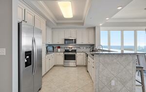 Spacious beach condo with Gorgeous Views - Orange Beach, Alabama