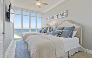 Spacious beach condo with Gorgeous Views - Orange Beach, Alabama