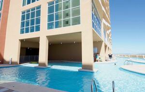 Spacious beach condo with Gorgeous Views - Orange Beach, Alabama