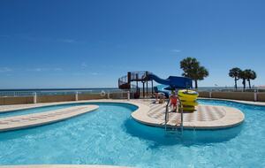 Spacious beach condo with Gorgeous Views - Orange Beach, Alabama