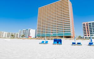 Spacious beach condo with Gorgeous Views - Orange Beach, Alabama