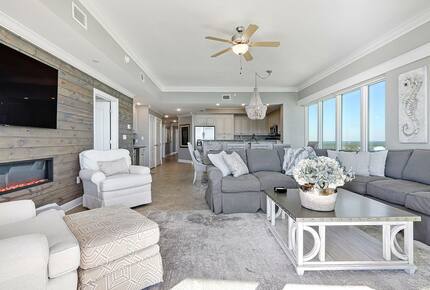 Spacious condo with Gorgeous Views - Orange Beach, Alabama