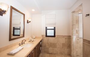 Diamante Beach Estates - Five Bedroom Residence - Cabo San Lucas, Mexico