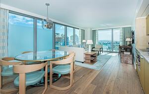 Ritz Carlton Waikiki - Honolulu, Hawaii