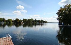 Kawartha Luxury Waterfront Home with Live-In Boathouse! - Fenelon Falls, Canada