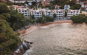 Celeste Beach Residences and Spa, 3 Bedroom Residence - Bahias de Huatulco, Mexico