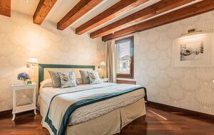 Ca' della Luce - Venice, Italy