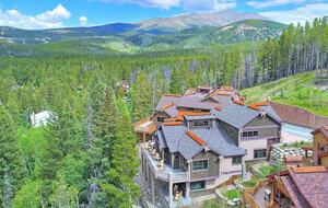 Home exchange in Breckenridge CO, aerial view of the estate