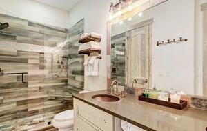 Home exchange in Breckenridge CO, guest bathroom with dual vanity