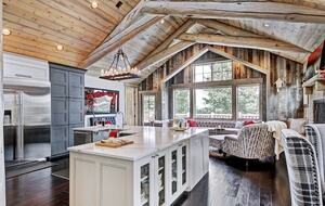 Home exchange in Breckenridge CO, kitchen with wood vaulted ceilings