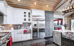 Home exchange in Breckenridge CO with stainless steel appliances