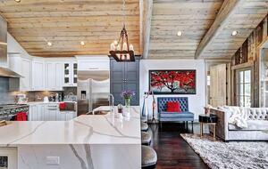 Home exchange in Breckenridge CO, kitchen with quartz countertops