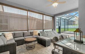 Home exchange in Kissimmee FL, comfortable patio seating