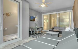 Home exchange in Kissimmee FL, patio with comfortable seating & TV