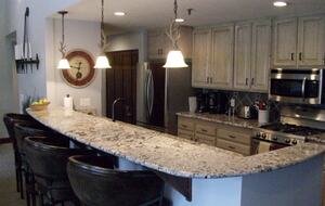 Lower Deer Valley 3 Bedroom plus Loft Condo - Park City, Utah