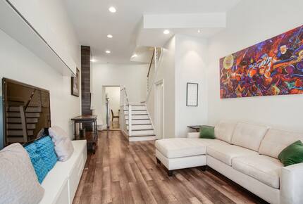New Orleans Warehouse District Townhome - New Orleans, Louisiana