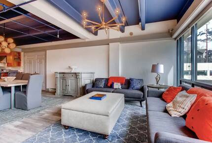 Home exchange in Crested Butte CO, two living room sofas