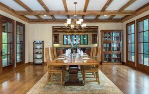 Home exchange in Calistoga CA, dining room attached to parlor