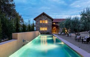 Home exchange in Calistoga CA with 75 foot lap pool
